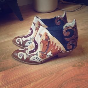 Zalo leather ankle boots